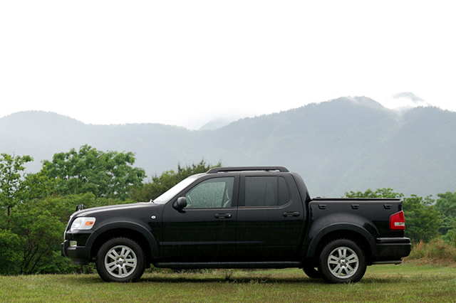フォード・エクスプローラー・スポーツトラック XLT（4WD/5AT）【試乗