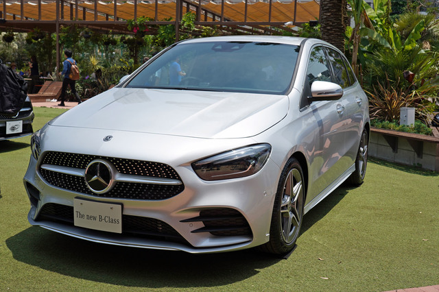 MBUX」を搭載 新型「メルセデス・ベンツBクラス」発売 【ニュース