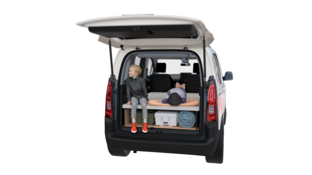 シトロエン・ベルランゴ」用の車中泊キット「アグレ・ベッドキット」が