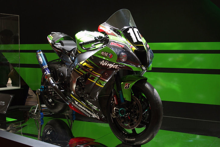 2019年の鈴鹿8時間耐久ロードレース優勝車「ニンジャZX-10RR」。