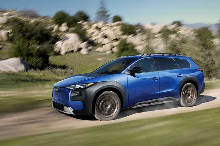 新型BEVの「トレイルシーカー」。既存の「ソルテラ」をベースとした、ワゴンとSUVのクロスオーバーといった趣のモデルだ。