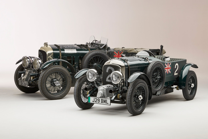 「ベントレー4 1/2リッター ブロワー」（写真向かって左奥）と「ブロワージュニア」（同右手前）。