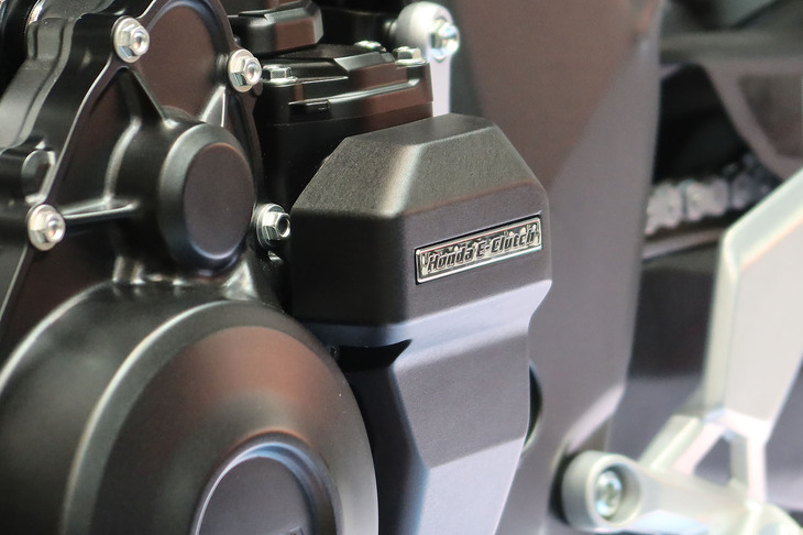 ホンダCB400スーパーフォアE-Clutchコンセプト