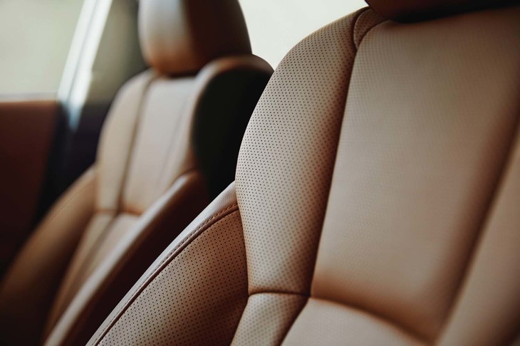 スバル・レガシィ（フロントシート）