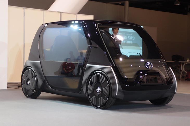 こちらは超小型EVのビジネス向けコンセプトモデル。プラットフォームは製品化が決まっている“超小型EV”と共用される。
