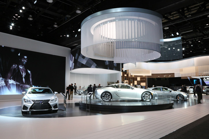 レクサスブースの様子。