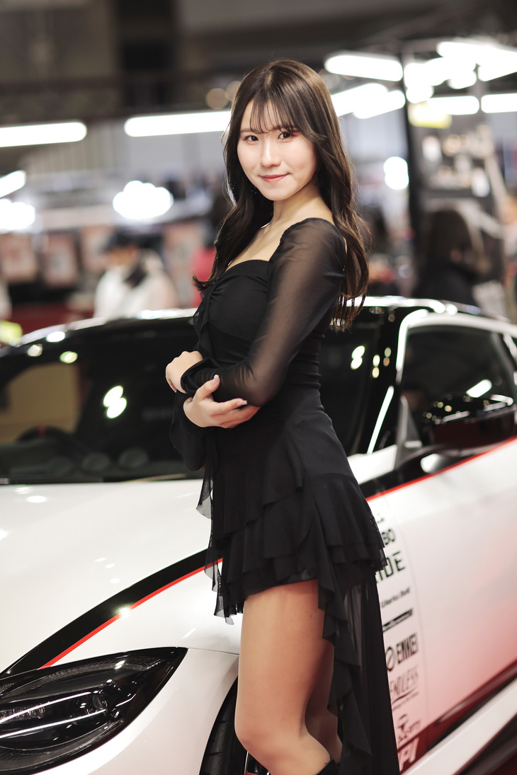 HPIブースの天宮かすみさん