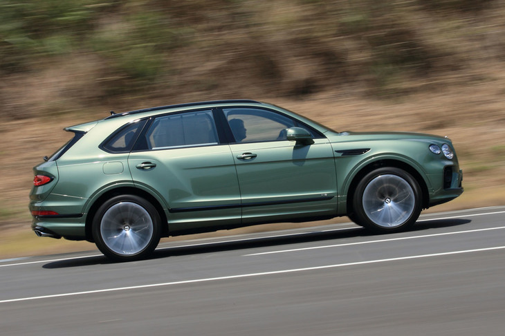 ベントレー初のSUVとして、2015年9月にデビューした「ベンテイガ」。今日までに2万台以上が販売されるヒット作となっている。