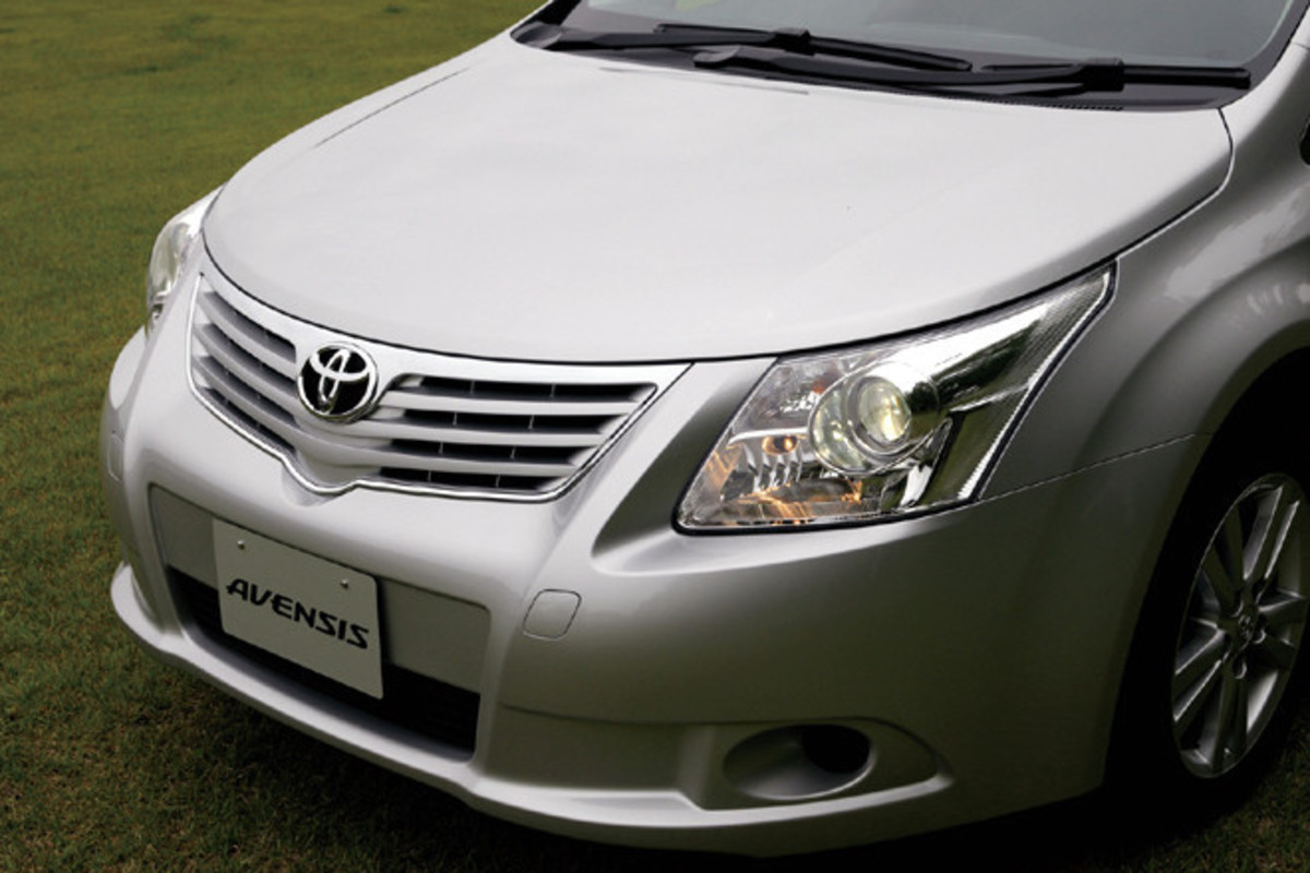 新型 トヨタ アベンシス ワゴンのみ発売 ニュース Webcg