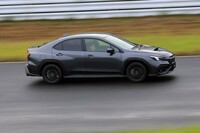 新型「WRX S4」では、スポーツセダンとしての走行性能だけでなく、乗り心地の良さや静粛性の高さも重視して開発されている。