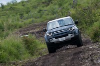 ランドローバー・ディフェンダー90 S（4WD/8AT）【試乗記】の画像