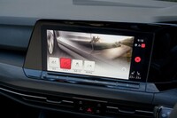 モードは「エコ」「コンフォート」「スポーツ」「カスタム」の全4種類。