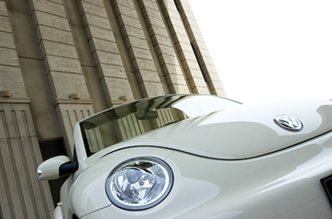 【スペック】全長×全幅×全高＝4090×1730×1500mm/ホイールベース＝2515mm/車重＝1390kg/駆動方式＝FF/2リッター直4SOHC8バルブ（116ps/5400rpm、17.5kgm/3200rpm）/車両本体価格＝333.0万円（テスト車＝同じ）