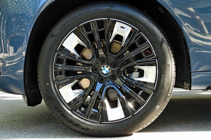 BMW X3 20d xDrive Mスポーツ（タイヤ＆ホイール）