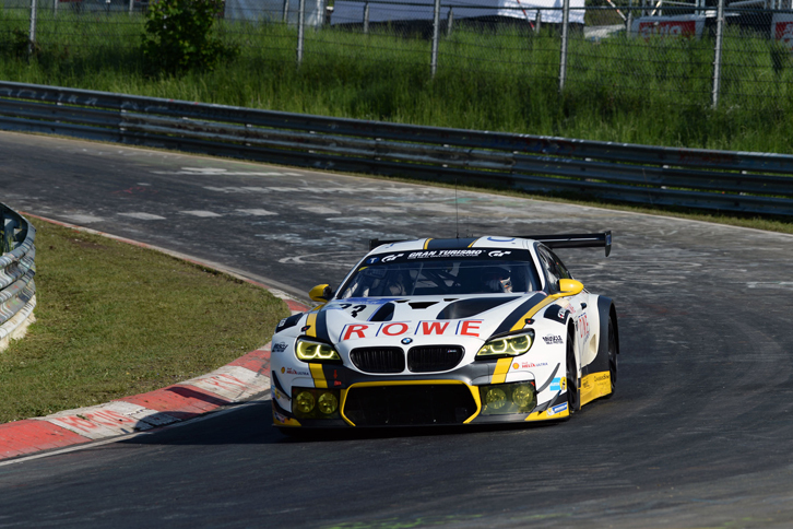 メルセデスと同様に、BMWもニューマシンとなる「M6 GT3」を投入したものの、苦戦を強いられた。実質的なワークスチームとなっているシューベルトモータースポーツの100号車がリタイアに終わったほか、予選で2位につけた18号車もコースアウトで120位と低迷。BMW勢の最上位につけたのはロウレーシングの23号車で、それも5位という結果がやっとだった。