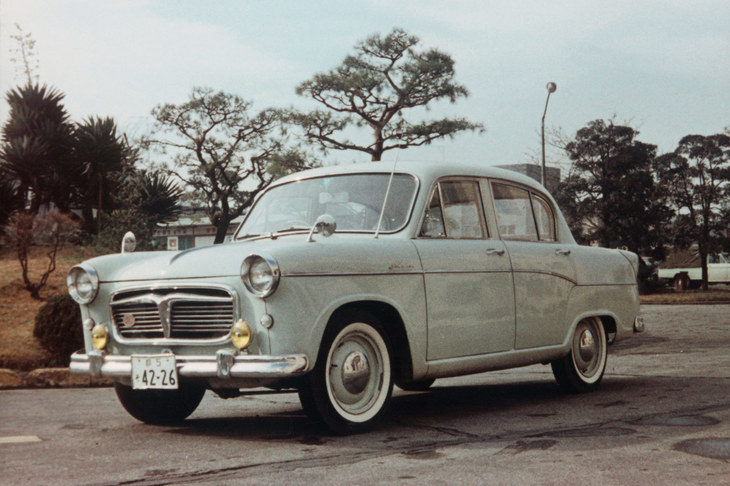 小型乗用車の試作である「P-1」。日本初のフルモノコックボディーの採用など、革新的な技術が多数取り入れられたクルマだったが、20台が生産されたのみで市販化には至らなかった。