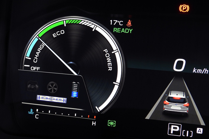 スバル・フォレスターX-BREAK S：HEV EX（12.3インチフル液晶メーター）