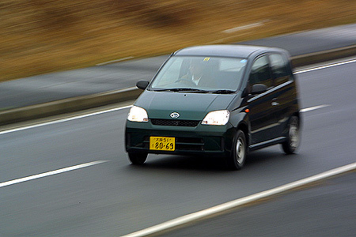 ダイハツ・ミラV（5MT）【ブリーフテスト】 ダイハツ・ミラV（5MT