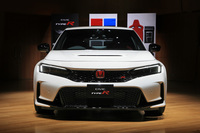 新型ホンダ・シビック タイプR