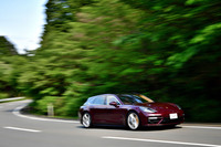 ポルシェ・パナメーラ ターボ スポーツツーリスモ