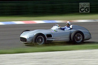 【Movie】「アルファ」「フェラーリ」「メルセデス」など、珠玉のヒストリックカー激走DVD付き『SUPER CG』No.50、発売！の画像