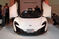 こちらはオープンバージョン「650S スパイダー」。
    