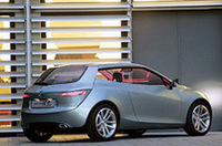 【フランクフルトショー05】「マツダ・デミオ」の後継？　コンセプトカー「颯爽」の画像