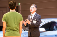 参加者それぞれ、接客のスタンスは異なる。
    