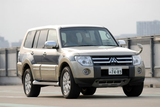 【スペック】
全長×全幅×全高＝4900×1875×1870mm/ホイールベース＝2780mm/車重＝2210kg/駆動方式＝4WD/3.8リッターV6 SOHC24バルブ（249ps/6000rpm、34.5mkg/2750rpm）/価格＝436万8000円（テスト車＝456万9500円）