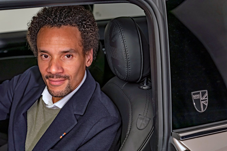 MINIデザイン部門責任者のオリバー・ハイルマー氏。