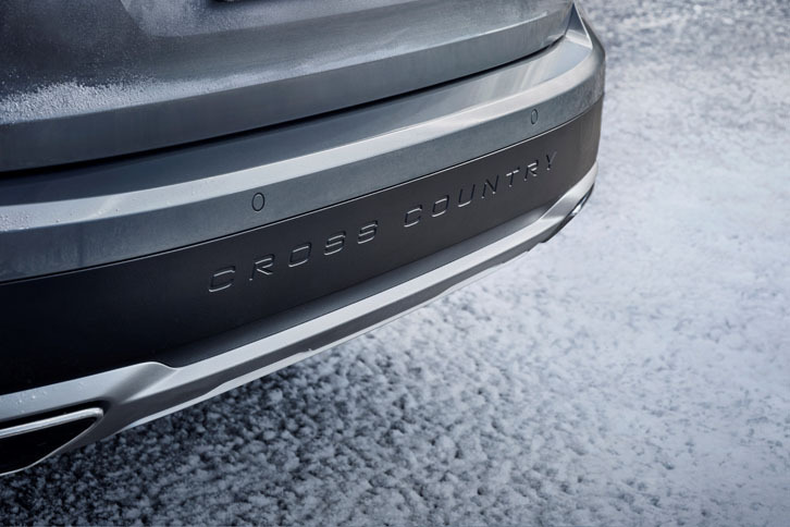 ボルボV90クロスカントリー