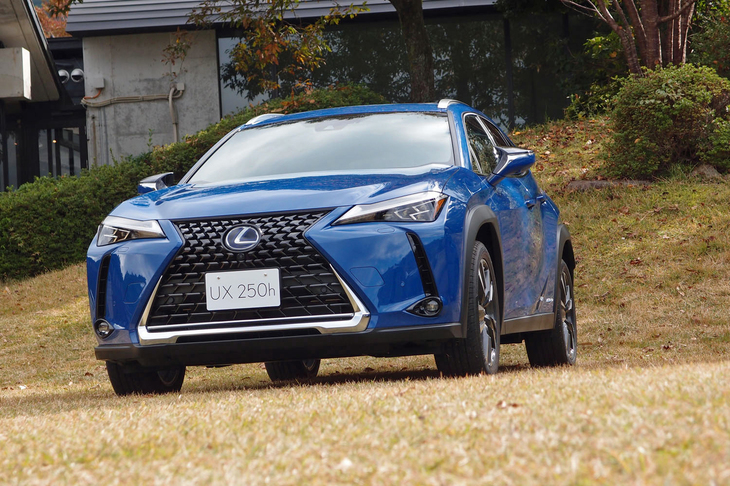 レクサスUX250h“バージョンL”