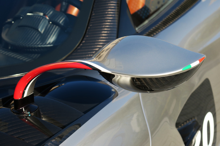 パガーニ・ウアイラ ロードスターBC（サイドミラー）