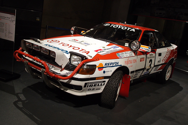 「トヨタ・セリカGT-Four」（ST165）。写真は、1990年のサファリラリー優勝車。