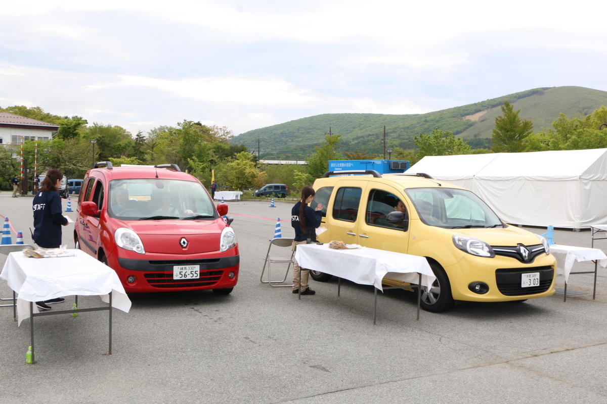 ルノー カングージャンボリー18 の会場から 内装 外装など27枚 画像 写真 Webcg