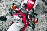 これも「モンキー」の大きな特徴だった、ハンドルの折りたたみ機構。工具類は一切必要なく、コンパクトなモンキーをさらに小さくして運ぶことが可能だった。