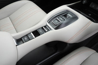 ホンダがSUV「ZR-V」を一部改良　特別仕様車「クロスツーリング」を設定の画像