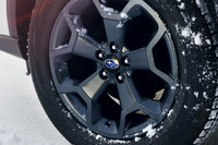 「フォレスターX-BREAKカラーアクセント仕様」は、ダークグレーメタリック塗装の専用17インチアルミホイールを装備する。