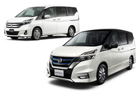 Vモーショングリルが備わる「日産セレナ」（右）と、同グリルが備わらないOEM車「スズキ・ランディ」（左）の比較。
	ほった：「……セレナって、Vモーショングリルがなくても結構成立するデザインなんですね」
	永福：「それ以上いけない」