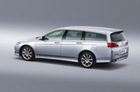 
	【写真上】「アコード・タイプS」
	【写真下】「アコードワゴン・タイプS」
	 