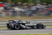 2012年のルマン24時間耐久レースに、特別枠のガレージ56枠から参戦した日産の「デルタウイング」。賞典外ではあるが、日産にとって久々のルマン復帰となった。
    