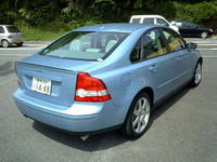 新型から、セダンが偶数、ワゴンは奇数のナンバーがふられる。こちらはセダン「S40」