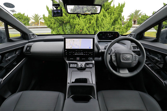 オーソパルス トヨタbZ4X、スバル ソルテラ試乗記・評価 ロングドライブで分かった〇