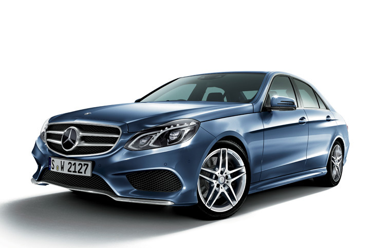 先代の「メルセデス・ベンツE350ブルーテック」。写真は後期型。