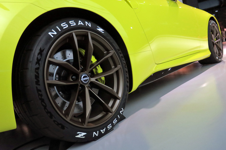 日産フェアレディZ プロトタイプ（タイヤ＆ホイール）