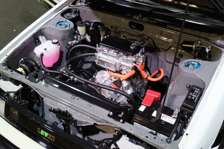 トヨタAE86 BEVコンセプト（モータールーム）