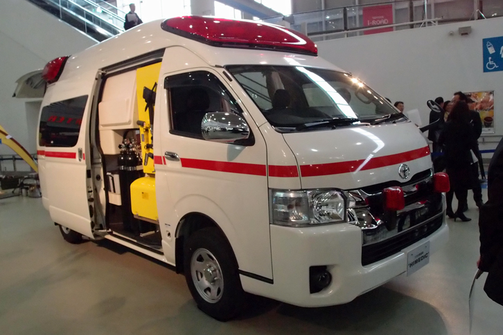 発表会場には「トヨタ・ハイエース」をベースに開発された救急車も展示された。