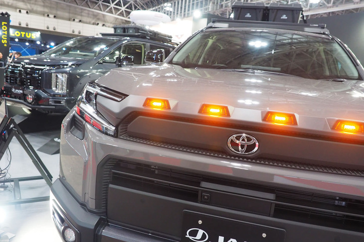 トヨタRAV4アドベンチャー JAOSスタイル