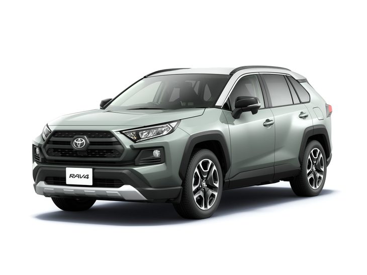 「ハリアー」とともに「GA-K」プラットフォームを使う現行型「RAV4」。「ダイナミックトルクベクタリングAWD」は、RAV4にしか設定されていない。