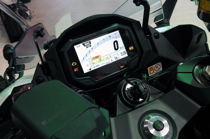 カワサキ・ニンジャ1100SX